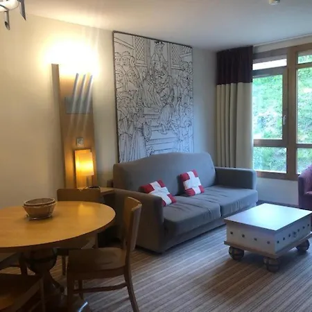 2p Avec Balcon, Piscine, Sauna Et Parking - Pied Des Pistes Arc 1800 - Fr-1-346-318